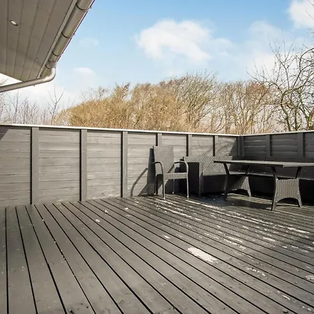 3 Bedroom Stunning In *