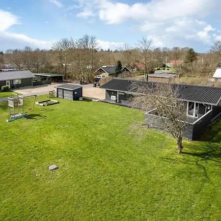 3 Bedroom Stunning In Holiday home